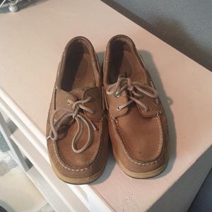 Women’s Sperrys size 7